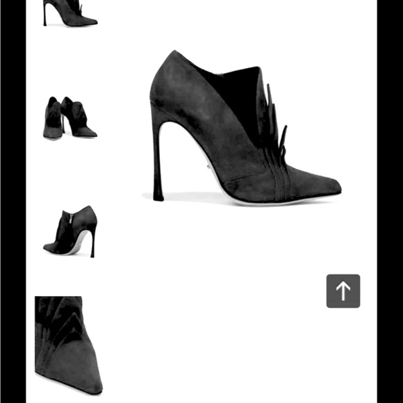 Layered suede ankle bootie by Sergio Rossi. Sz.8 - Picture 7 of 7